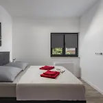 Apartment Claudio - Happy Vodice