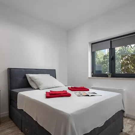 Apartment Claudio - Happy