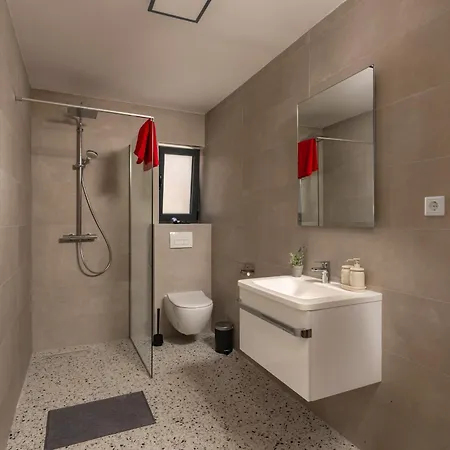 Apartment Claudio - Happy Vodice