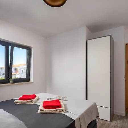 Apartment Claudio - Happy Vodice