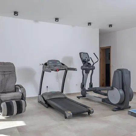 Claudio - Happy * 沃迪切