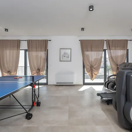 Claudio With Private Pool - Happy Appartamento *