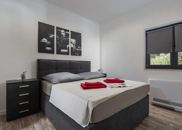 Claudio - Happy Apartman