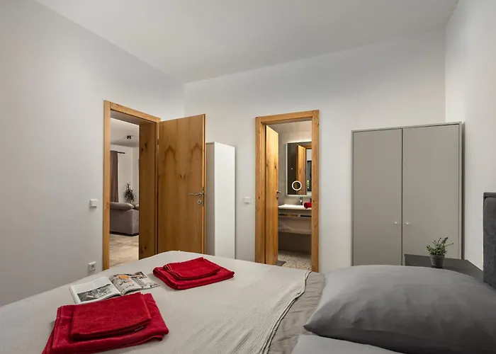 Claudio - Happy Apartman *