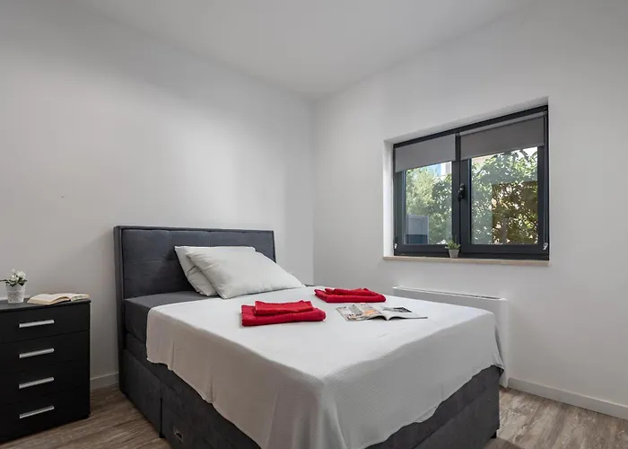 Apartman Claudio - Happy